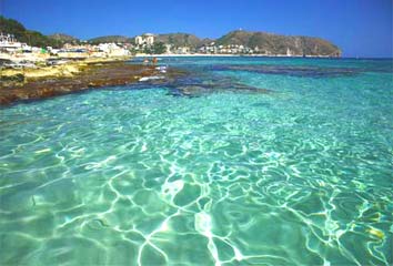 Apartamentos Moraira. Aguas transparentes